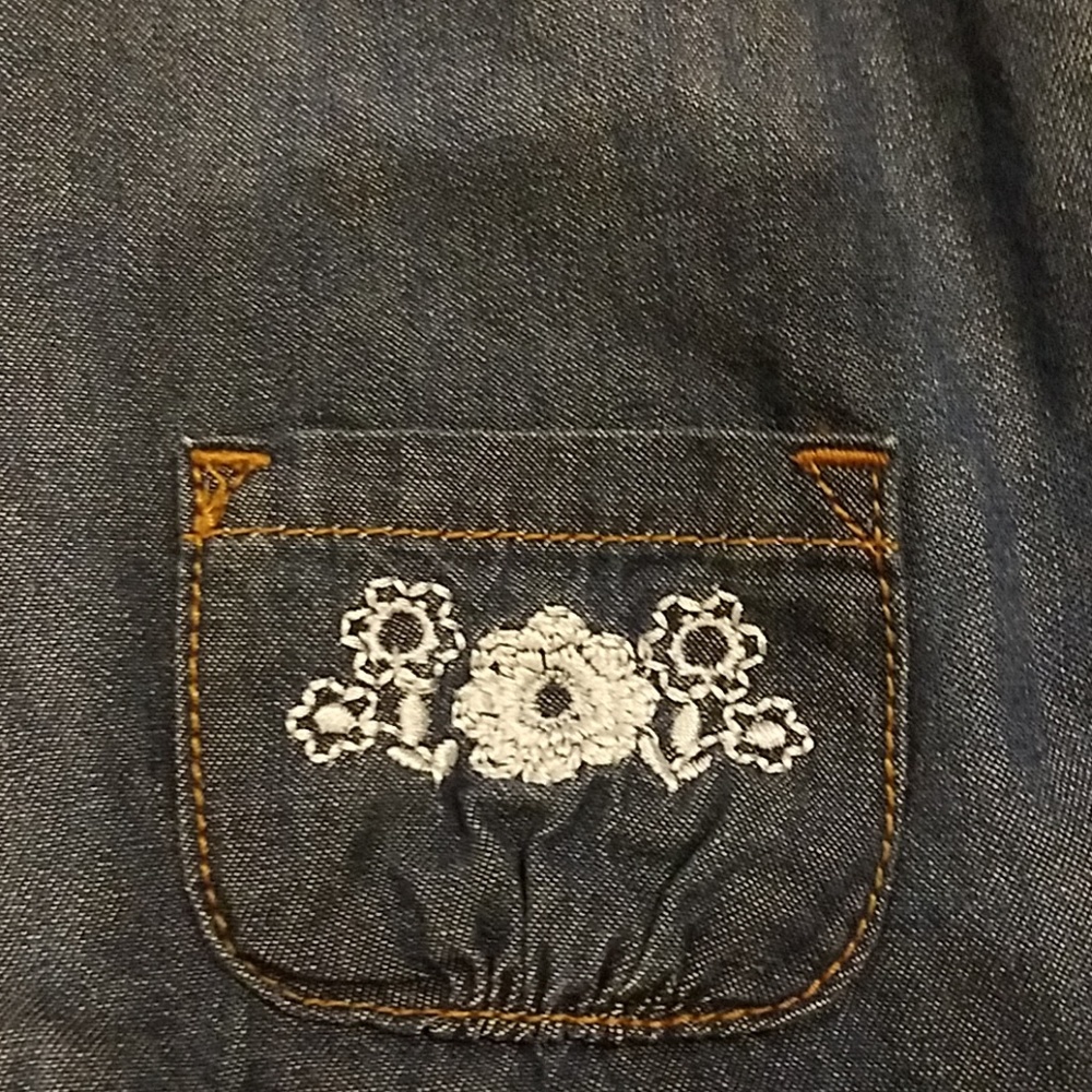 Carter's Denim dress 6 month - Picture 2 of 4